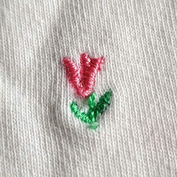 10/$20 ❄️ Old Navy Onesie - Picture 3 of 8